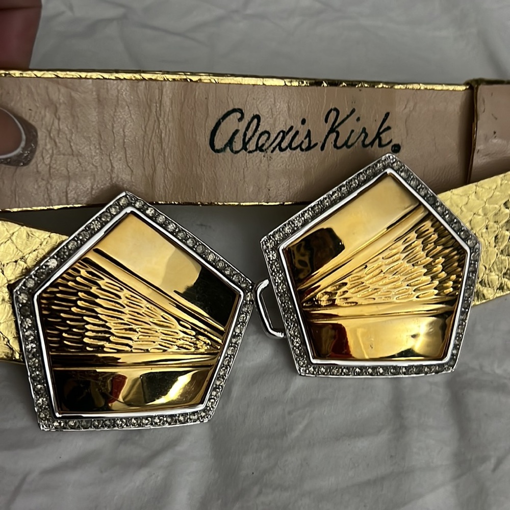 Alexis Kirk Couture Ltd. View 3